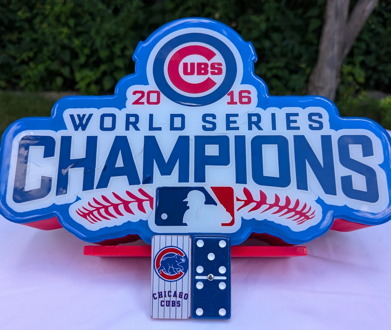 Chicago Cubs 2016 World Series Champions Domino Box Set with Matching Dominos