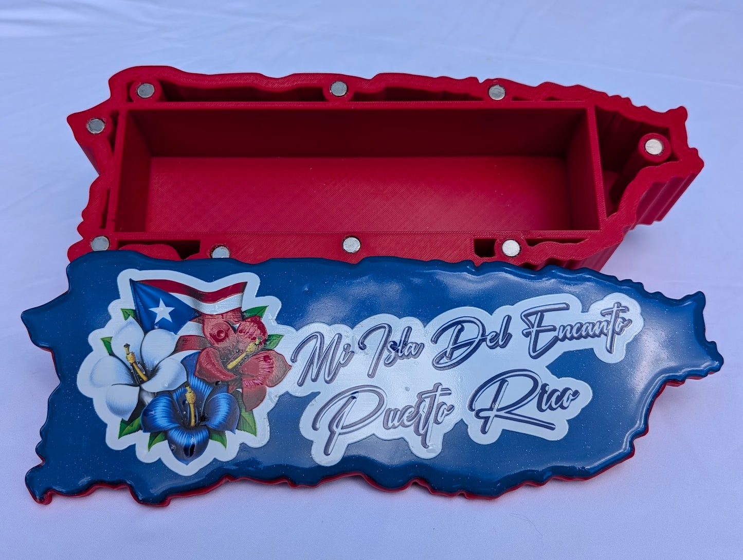 PR Island Domino Box Set (Blue/Red) with Matching Dominos